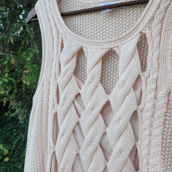 VENUS Cream Knit Dress - Picture 3 of 5